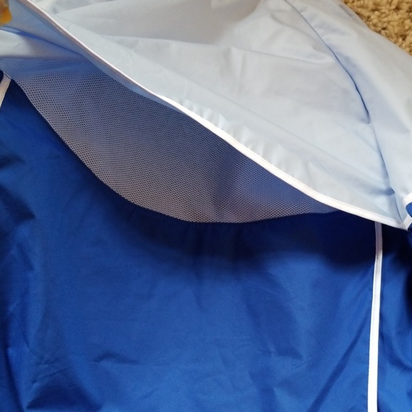 Blue Nike wind Breaker - Picture 6 of 7